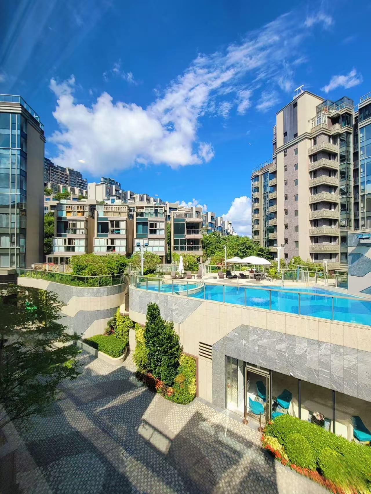 富豪・山峰 建築設計